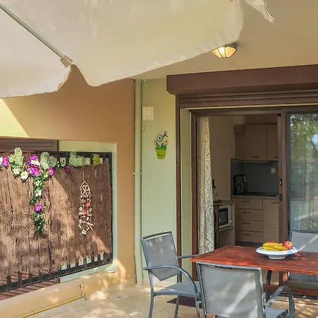Milonas Villa *
